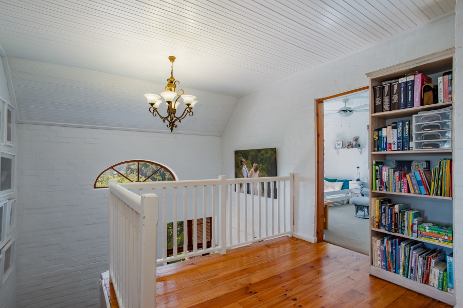 4 Bedroom Property for Sale in Bertville Western Cape